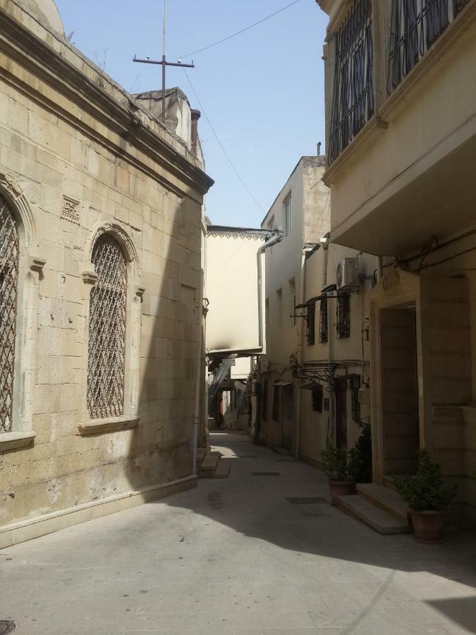 Hotel Historical Apartemt In Old City Baku Exterior foto